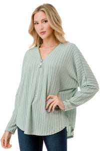 DOLMAN SLEEVE ZIPPER TOP