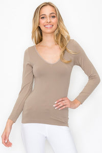 Seamless Reversible V-Neck Long Sleeve Top Nude
