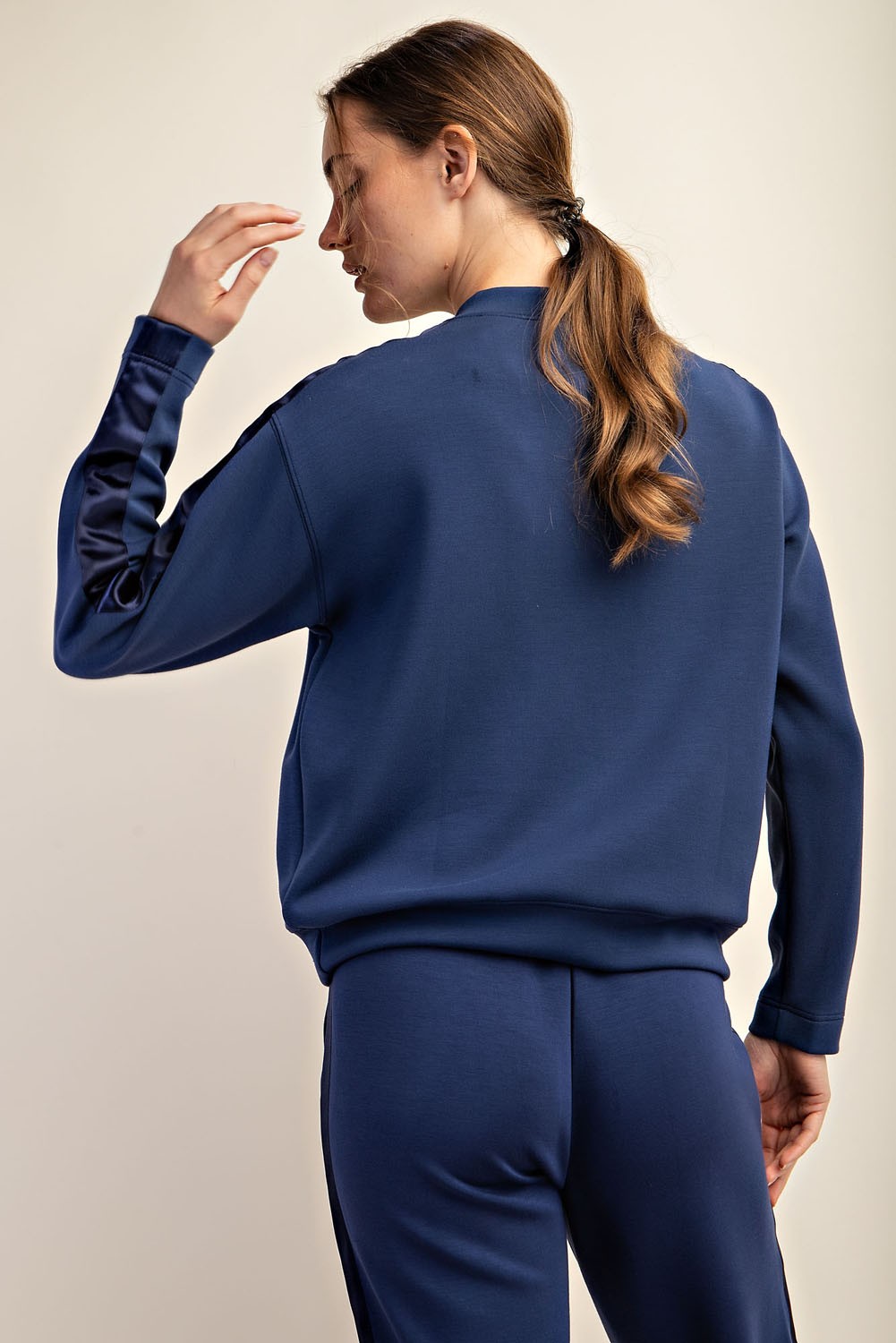 PLUS SIZE TOP WITH SATIN SIDE DETAIL