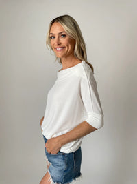 THE SHORT SLEEVE ANYWHERE TOP WHITE
