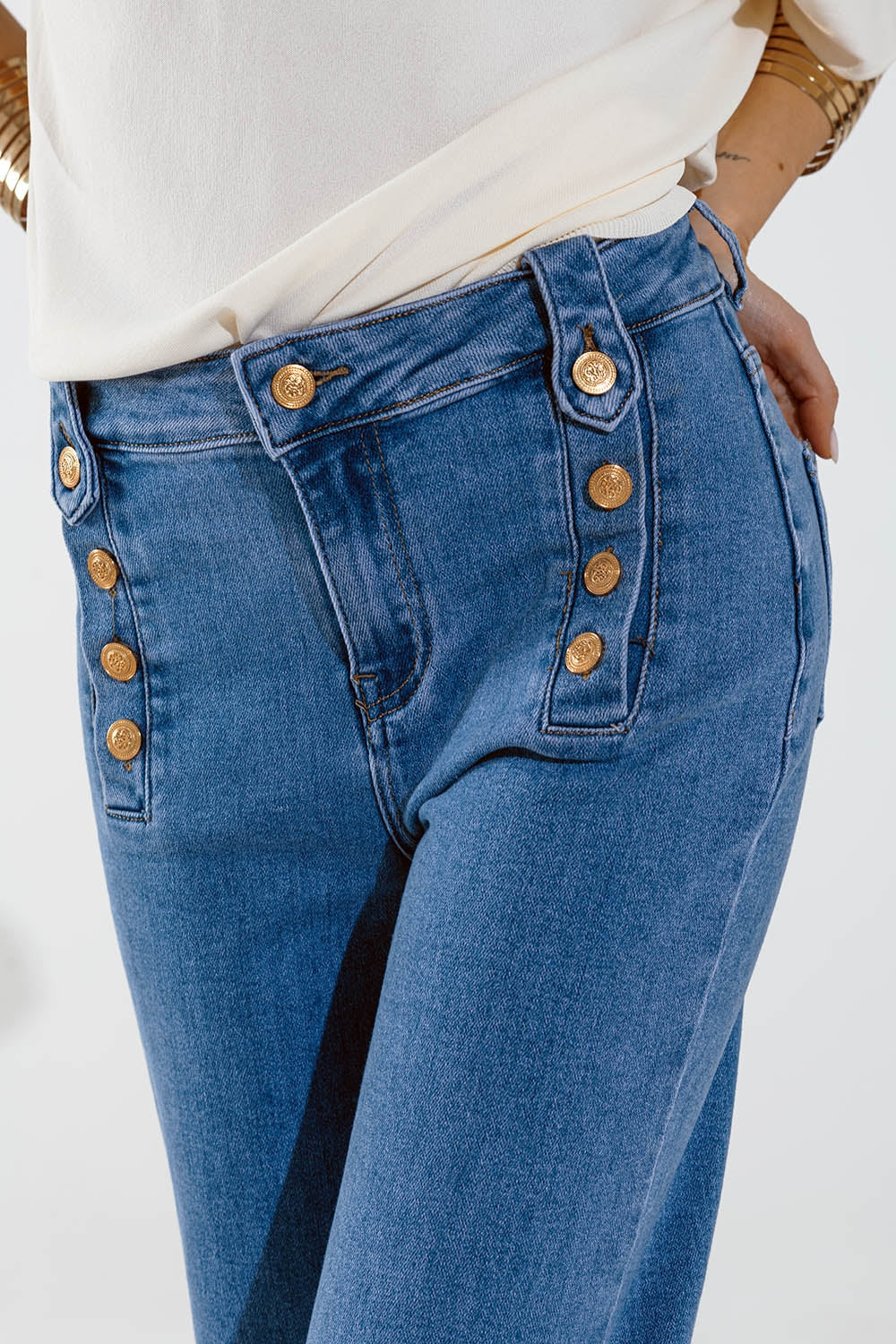 STRAIGHT MARINE STYLE JEANS WITH GOLDEN BUTTONS DETAILS BLUE