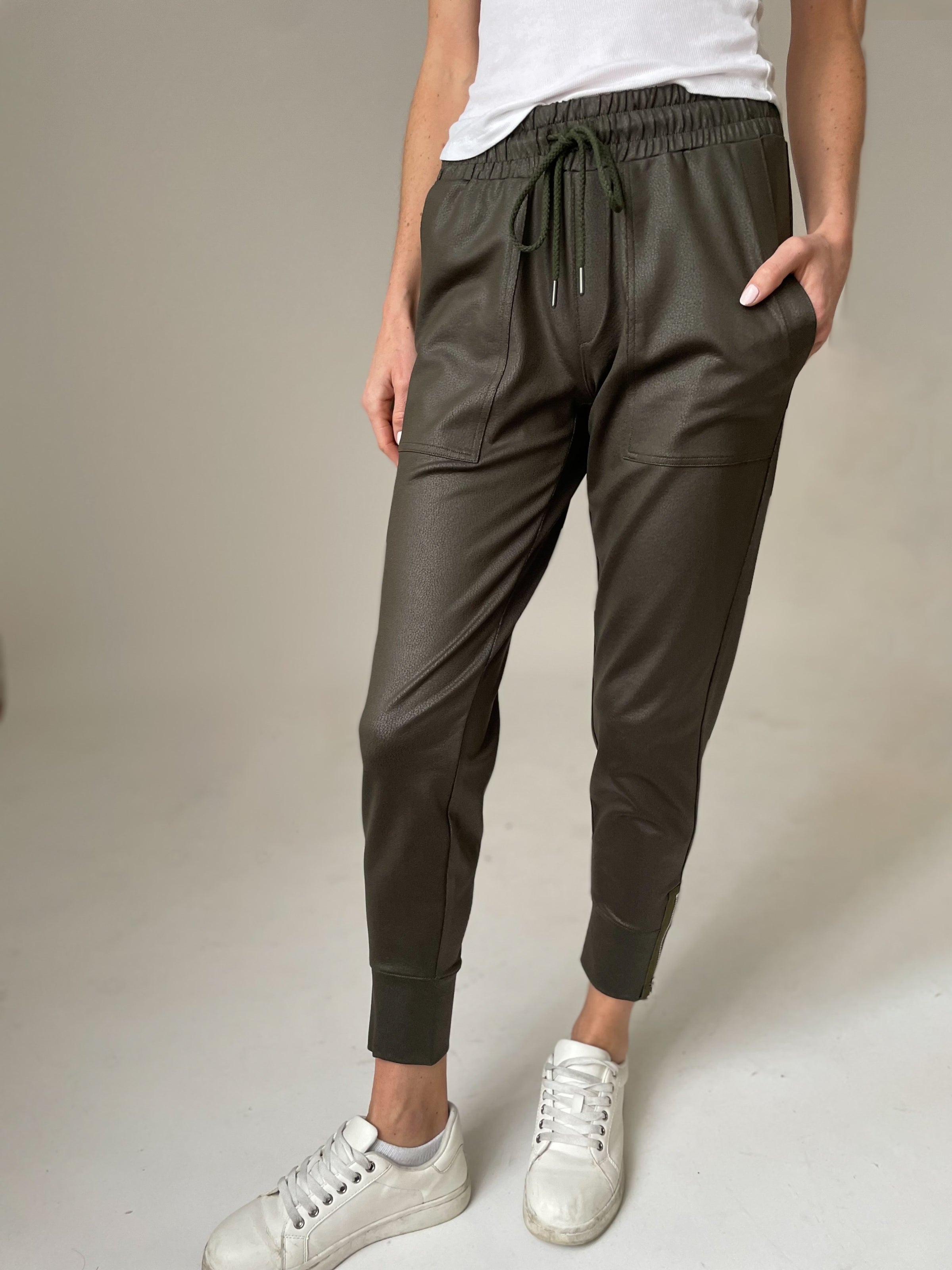 Coated Zip Jogger Green