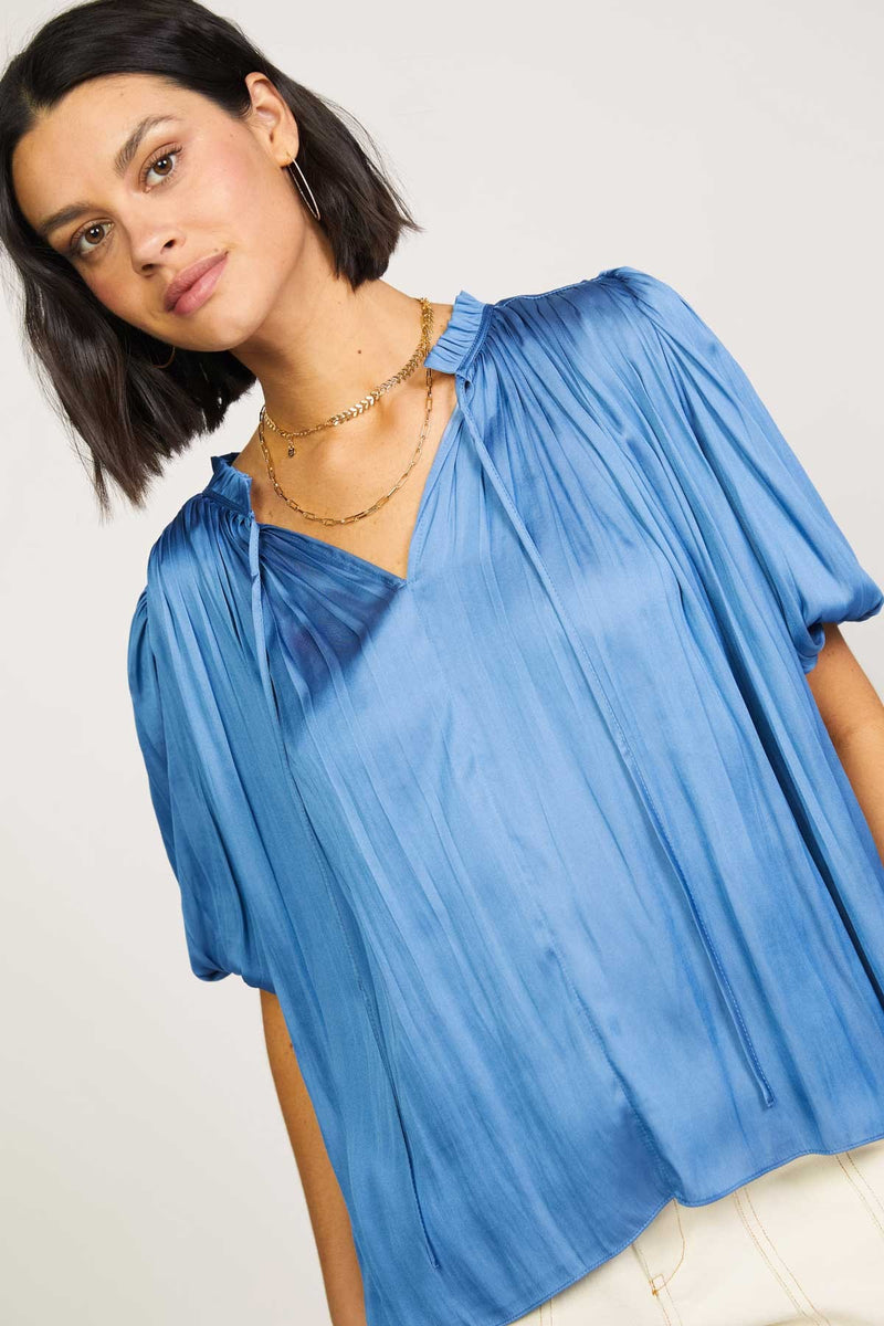 PUFF SLEEVE RUFFLED NECK WITH TIE BLOUSE