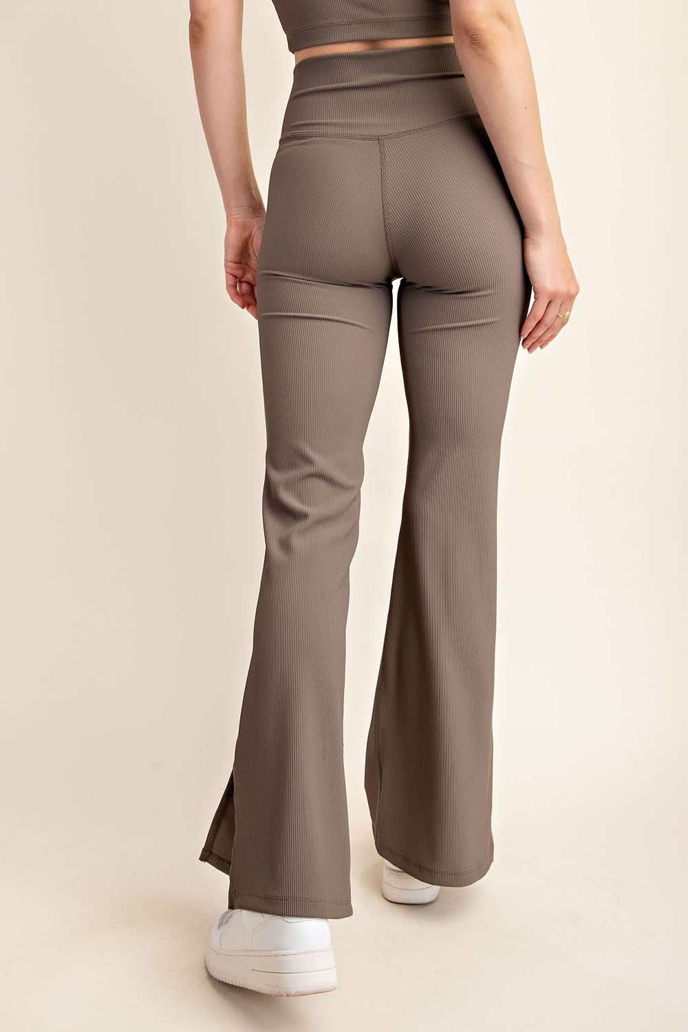 Nylon Rib V Waist Crossover Flared Leggings Taupe
