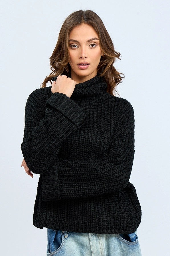 TURTLE NECK LONG SLEEVE CABLE KNIT SWEATER