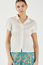 PLEATED BUTTON DOWN TOP