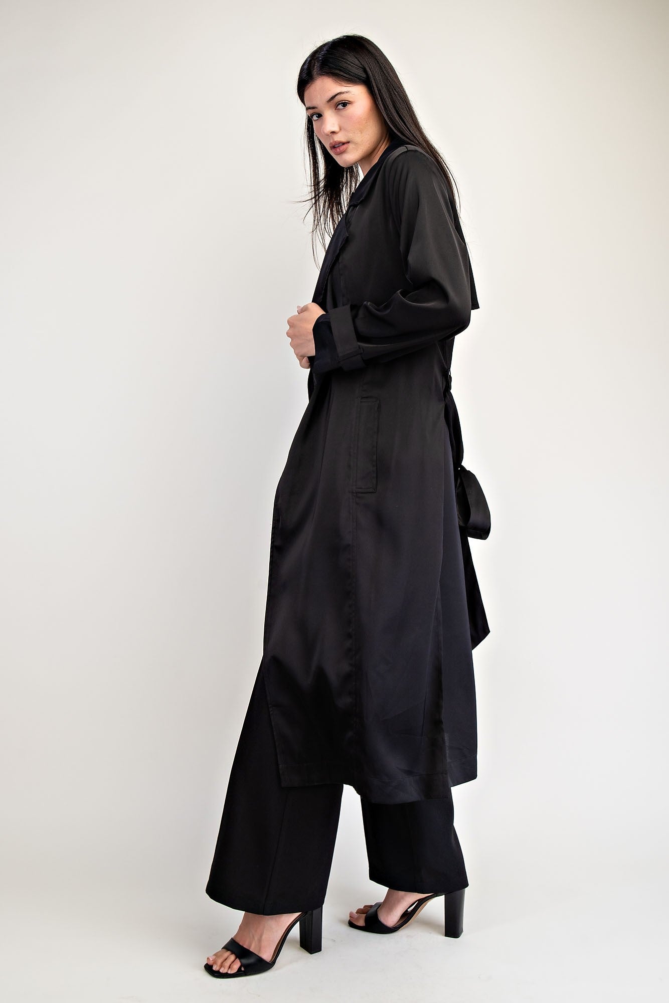 SATIN TRENCH WITH OPEN FRONT BLACK