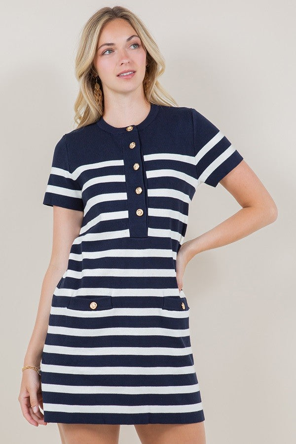 STRIPED SHORT SLEEVE ROUND NECK KNIT DRESS