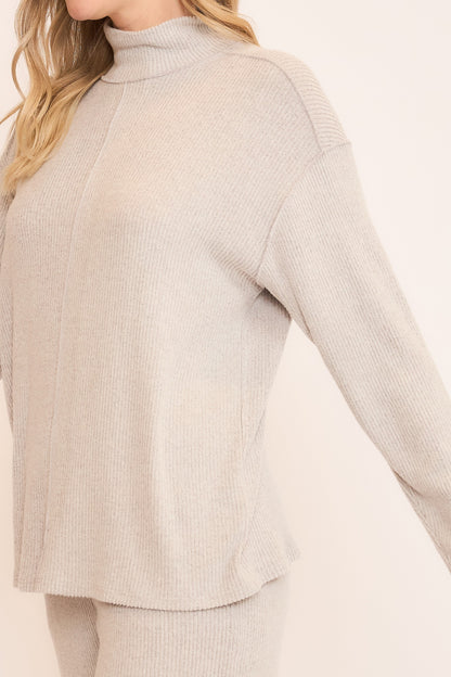 BRUSHED RIB TURTLENECK SWEATER