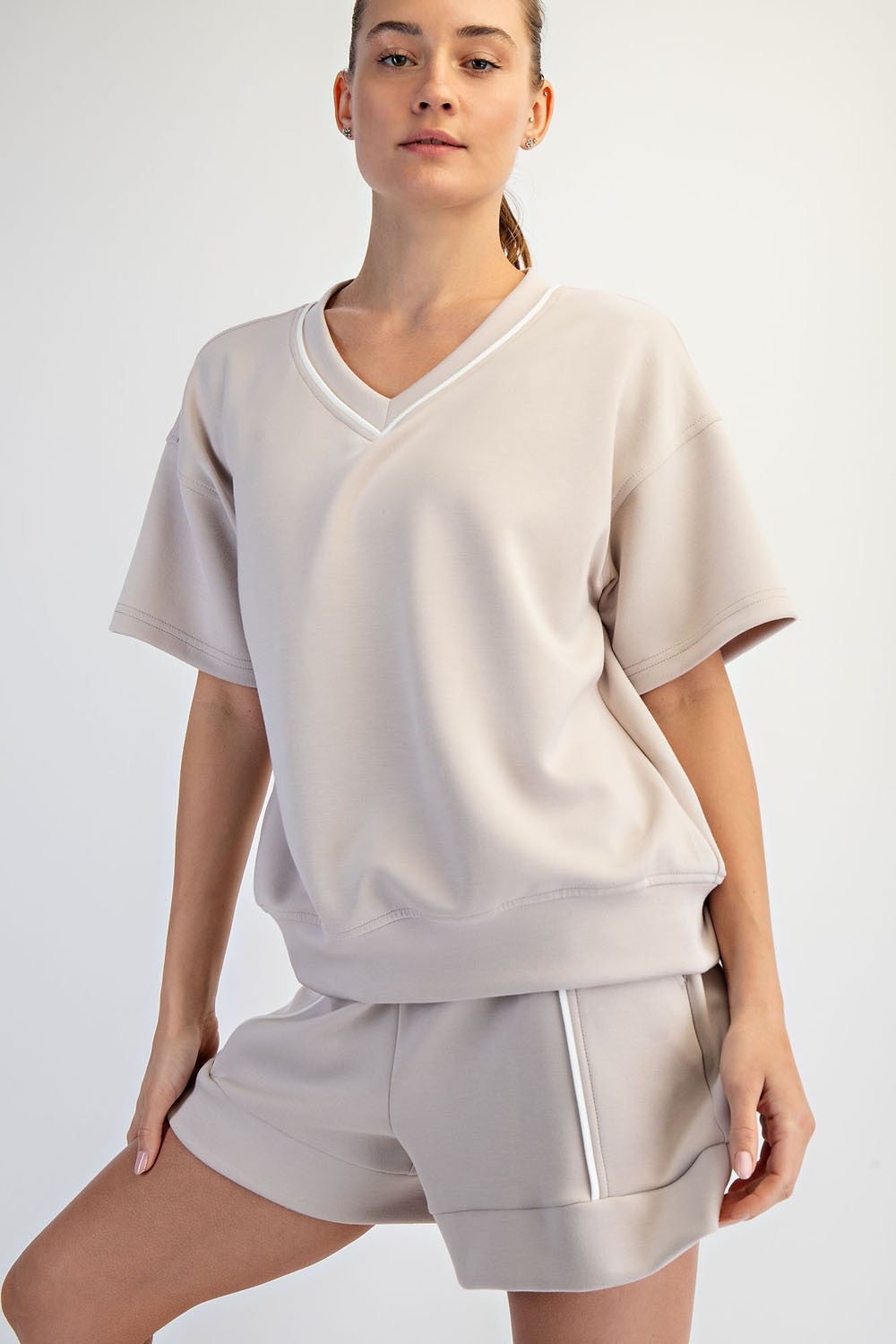 Nude V-Neck Oversized Sweatshirt with Contrast Trim