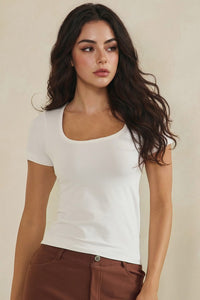 White Seamless Scoop Neck Fitted Short Sleeve Top