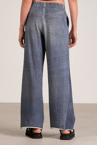 Wide-Leg Raw Hem Denim Jeans with Faded Wash
