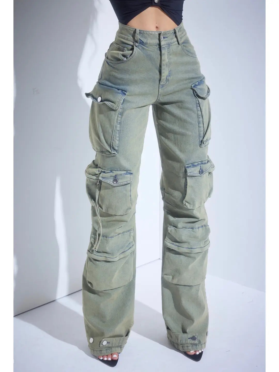 Utility Luxe Multi-Pocket Cargo Jeans in Washed Olive