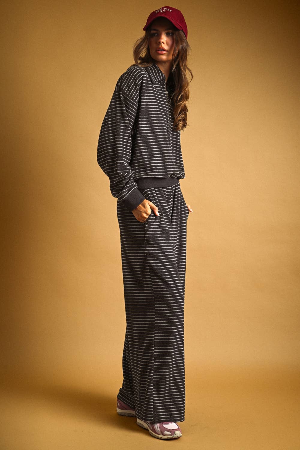Striped Towel Fabric Pants & Half Zip Pullover