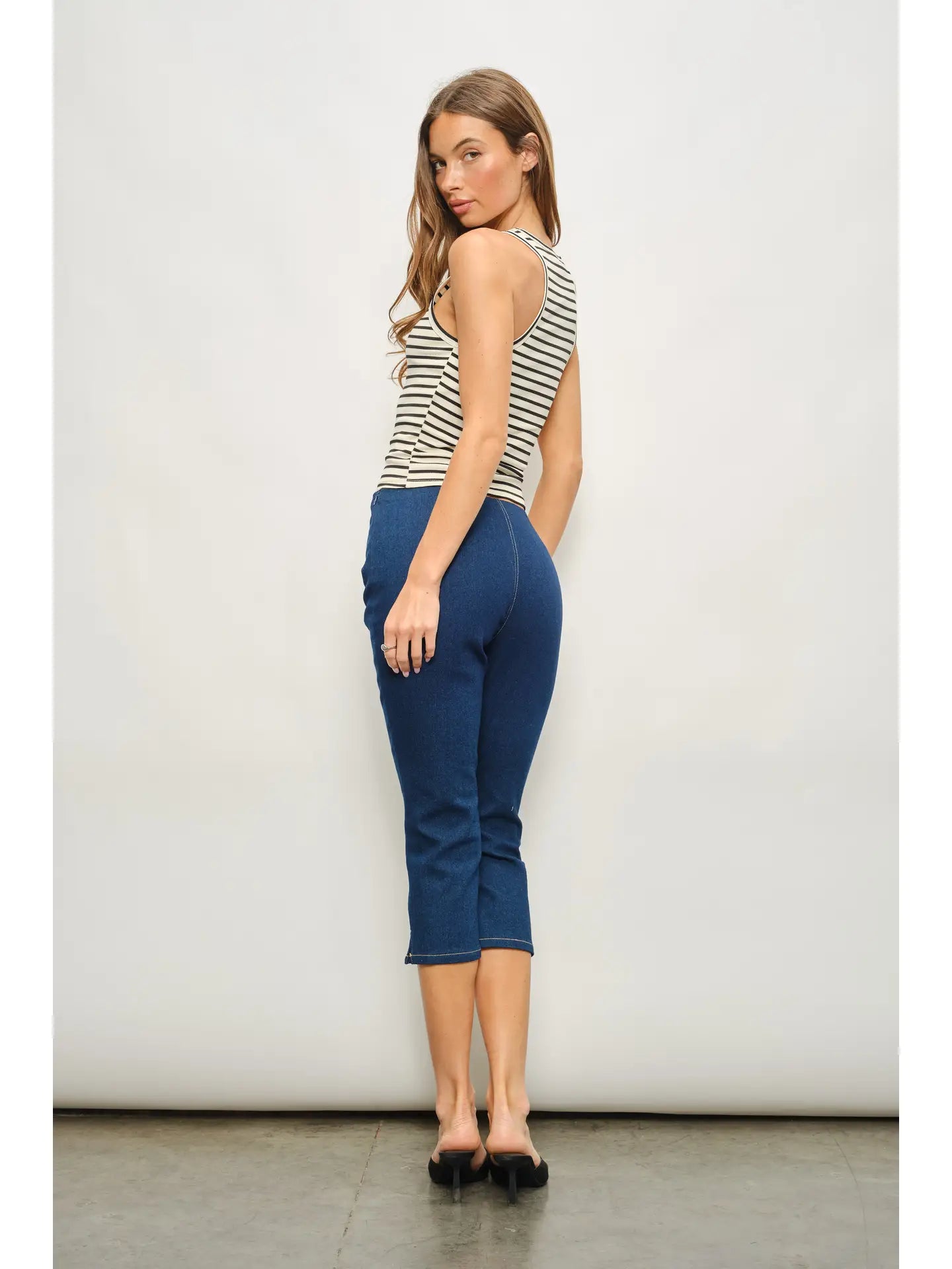 Striped Ribbed Tank Top with Embroidered Crab Detail