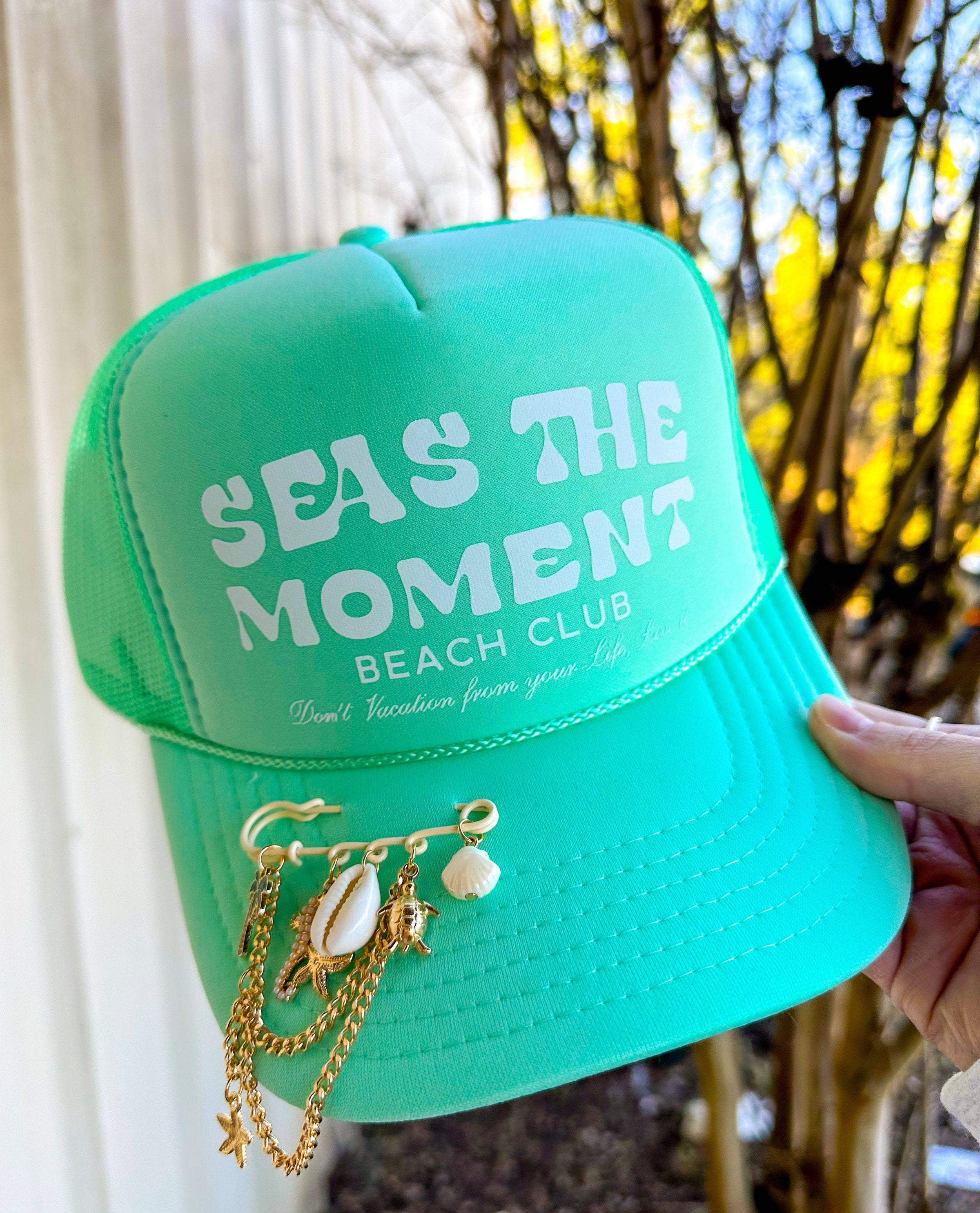 "Seas The Moment Aqua Trucker" WITH PIN