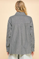 STRIPED LONG SLEEVE LOOSE FIT BUTTON DOWN SHIRT