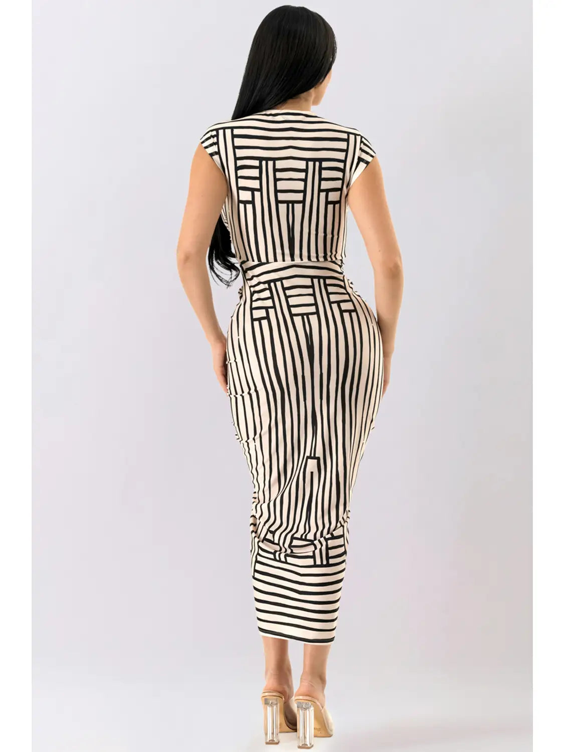 Black & Cream Deep V-Neck Geometric Ruched Bodycon  Midi Dress