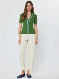 Ribbed Knit V-Neck Short Sleeve Top with Contrast Trim