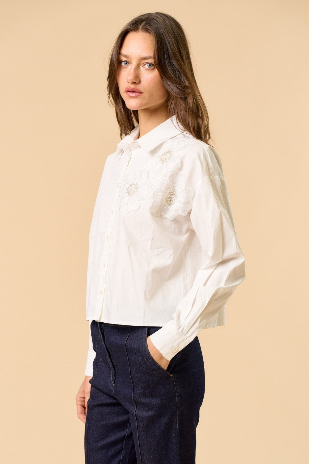 Cropped Button-Up Shirt with Floral Appliqué Detail and Long Sleeves