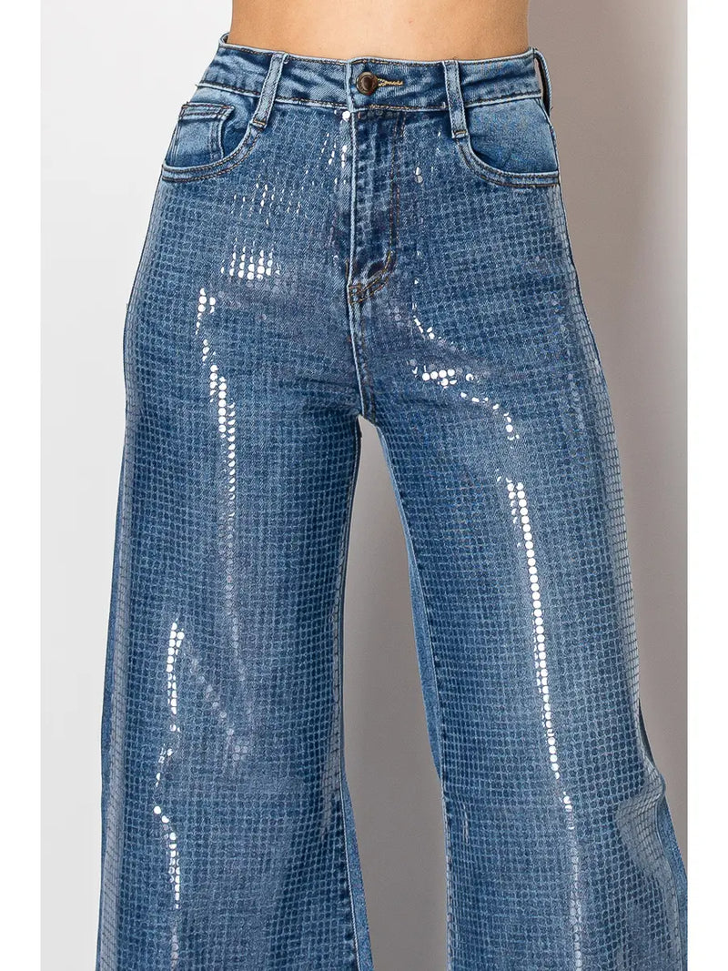 High-Waisted Wide-Leg Jeans with Glossy Croc-Effect Finish