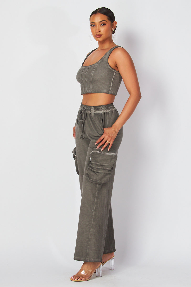 CROP TANK TOP & CARGO PANTS SET