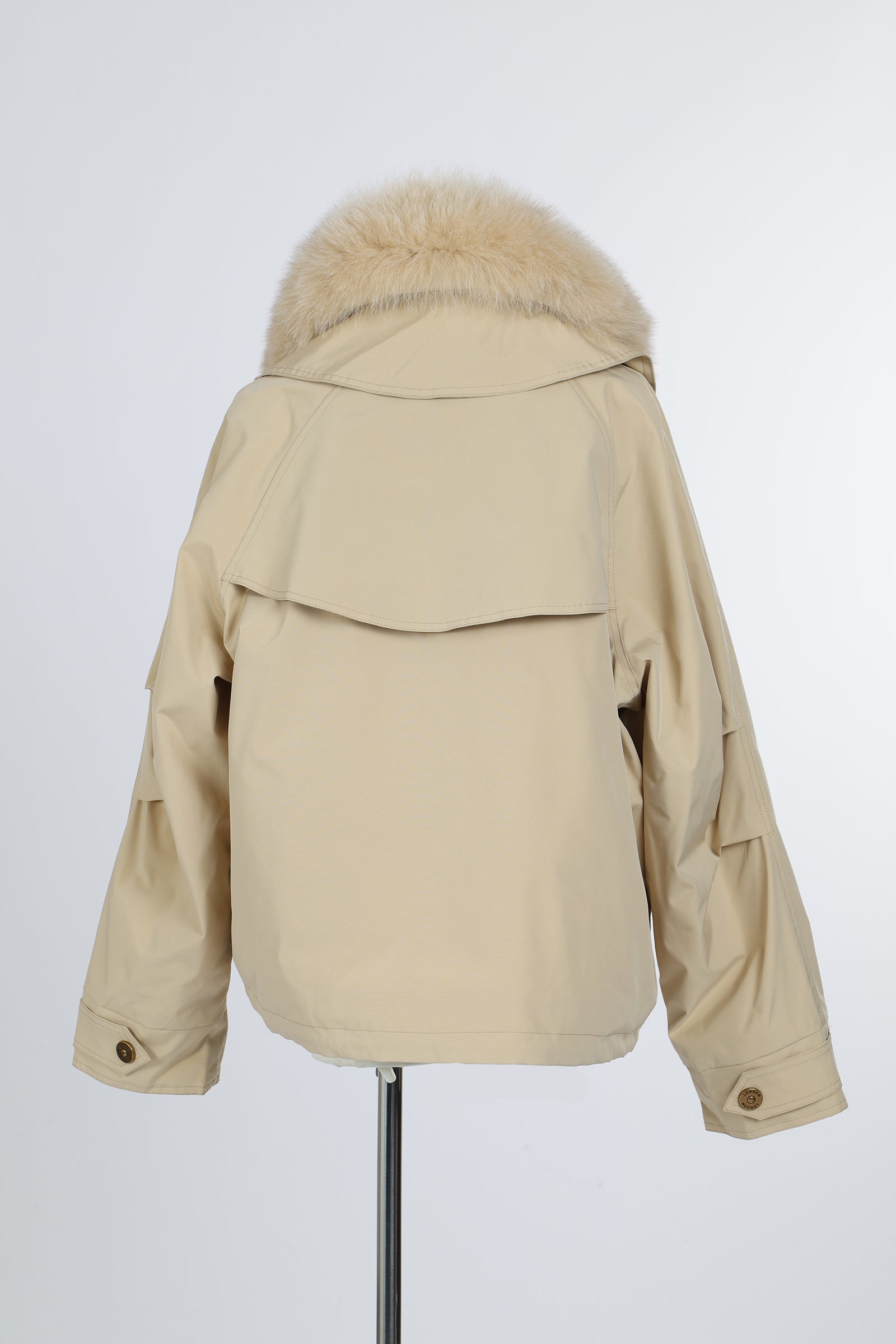 Luxe Jacket with Detachable Fox Fur Collar – Nude