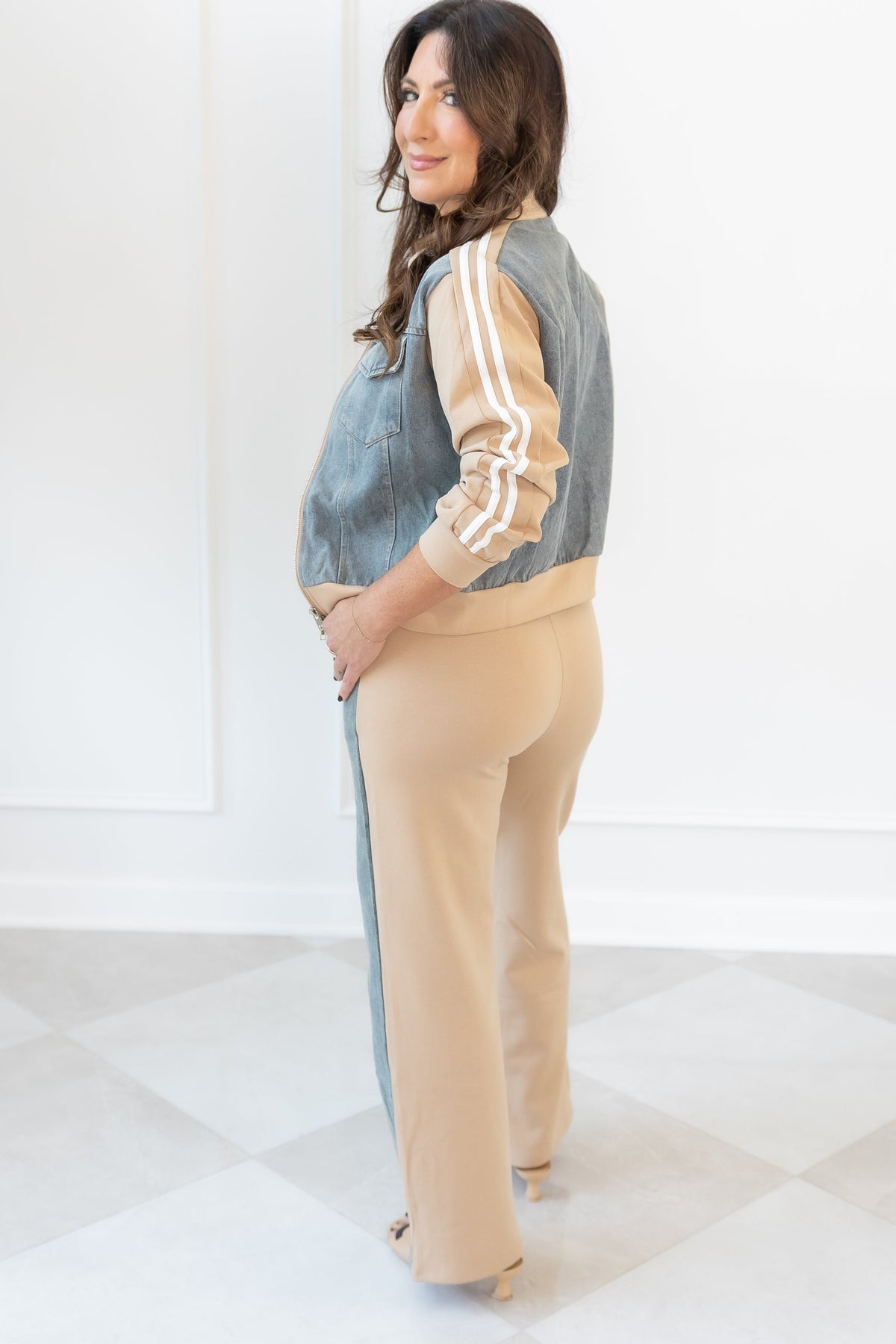 Denim-Panel Athleisure Set — NJ7A8205