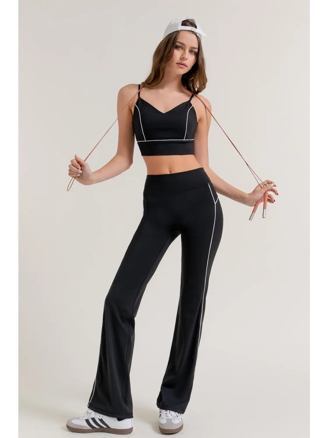 Black Contrast Trim Strappy Sports Bra Crop Top