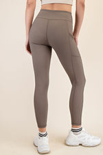 YOGA LEGGINGS WITH SIDE POCKETS