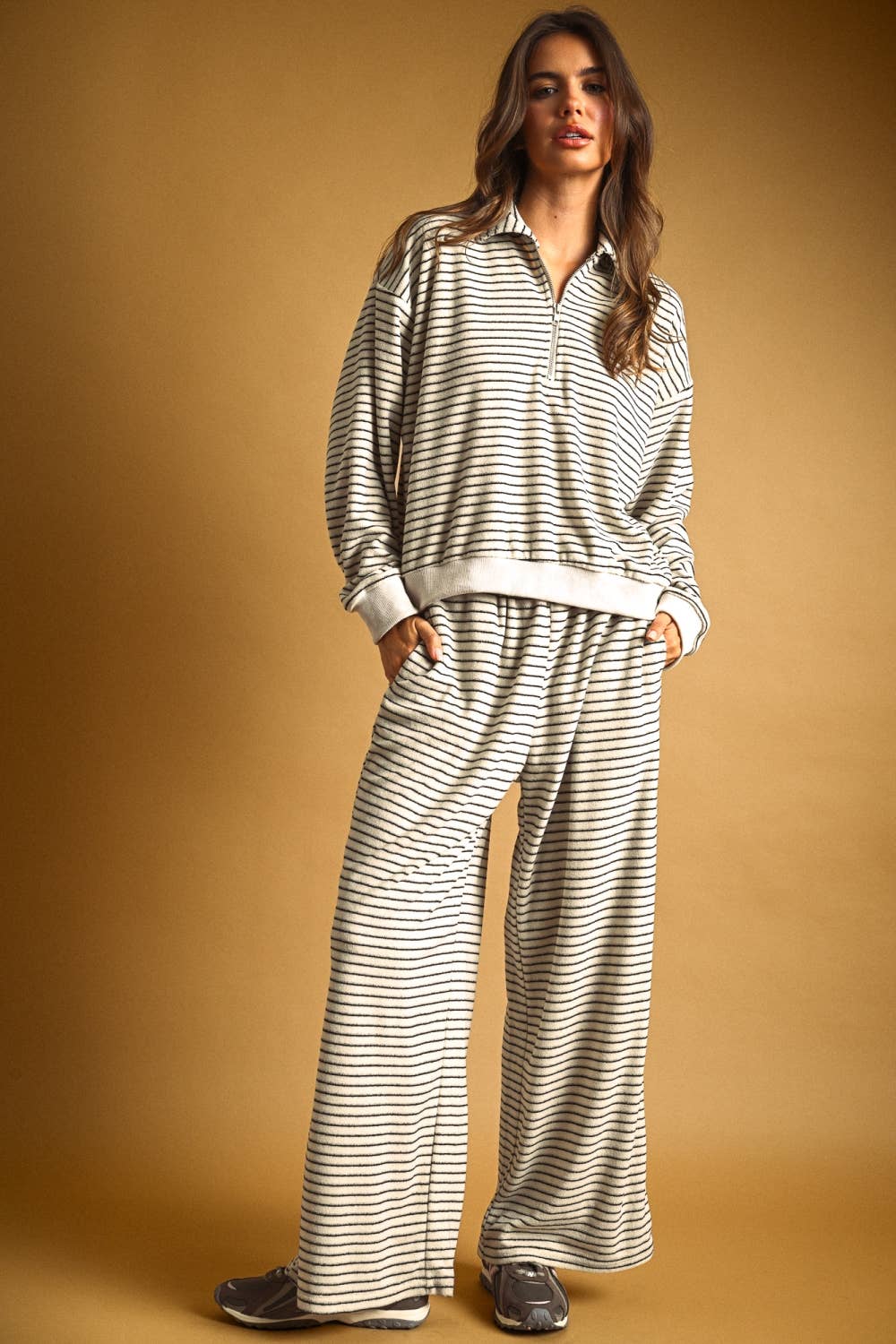 Striped Towel Fabric Pants & Half Zip Pullover