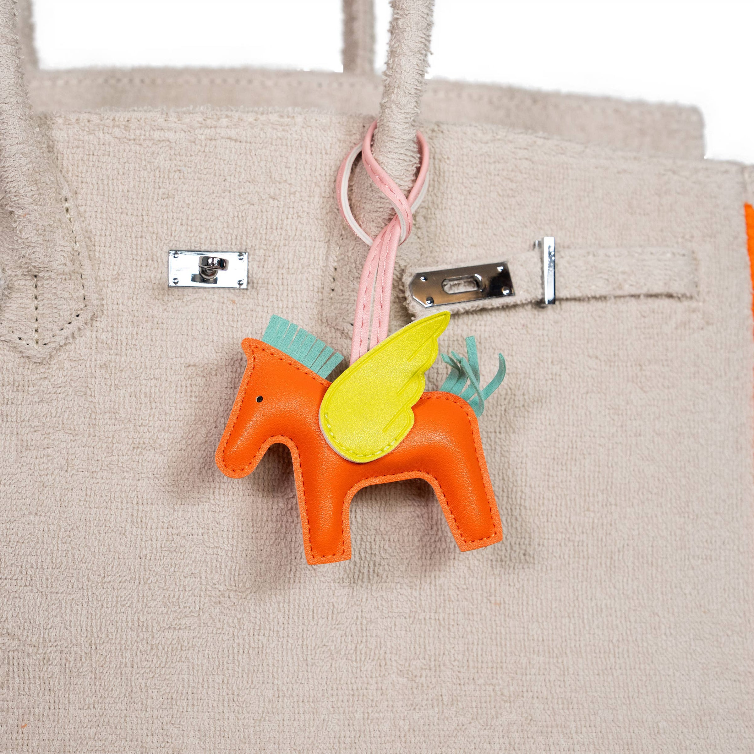 Hampton's "Designer" Inspired Tote Bag - 7 colors !!!:
