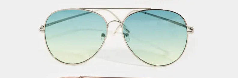 Rose Gradient Aviator Sunglasses