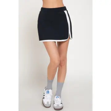 Black Contrast Trim Athletic Skort with Built-In Shorts