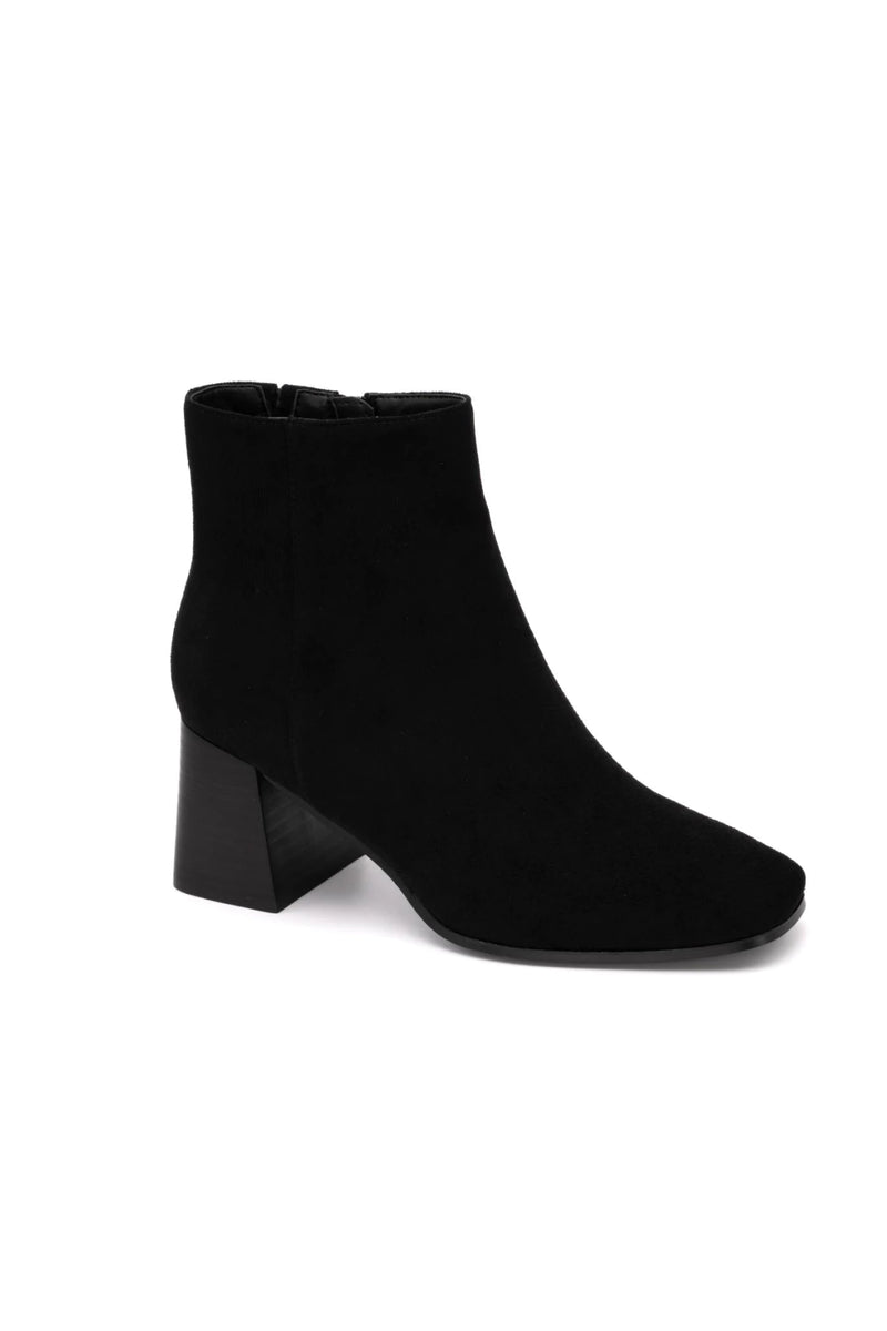 Felicia - Black Suede Boots