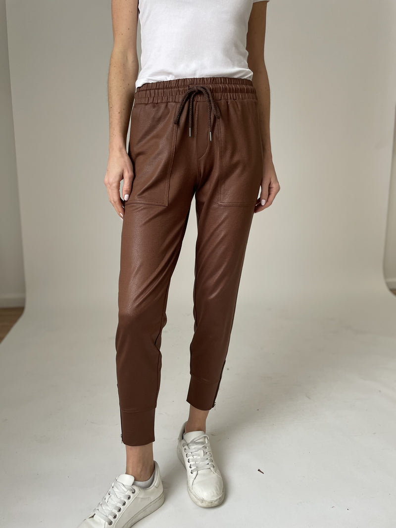Coated Zip Jogger Brown